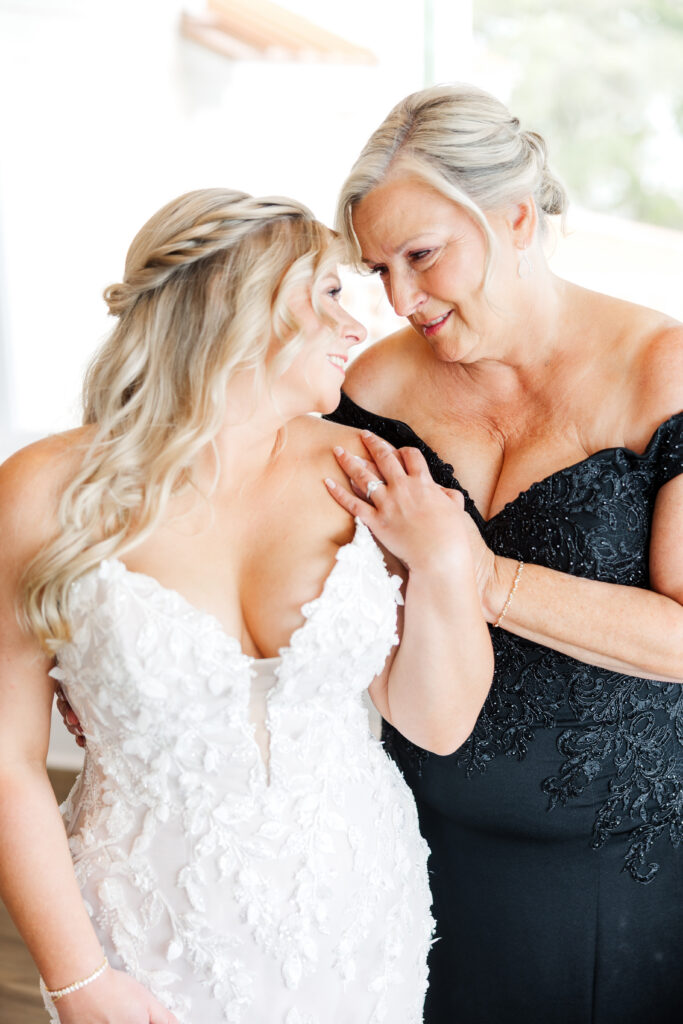 Wedding Planner serving Wilmington, North Carolina, Wrightsville Beach, Brunswick Beaches; How to Include Parents in Wedding Planning