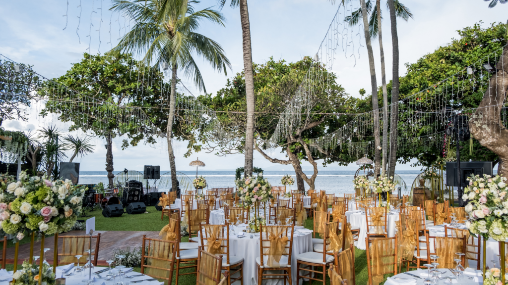 wilmington north carolina + myrtle beach wedding planner; wilmington nc wedding planner; summer beach wedding tips