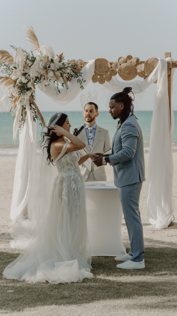 wilmington north carolina + myrtle beach wedding planner; wilmington nc wedding planner; summer beach wedding tips